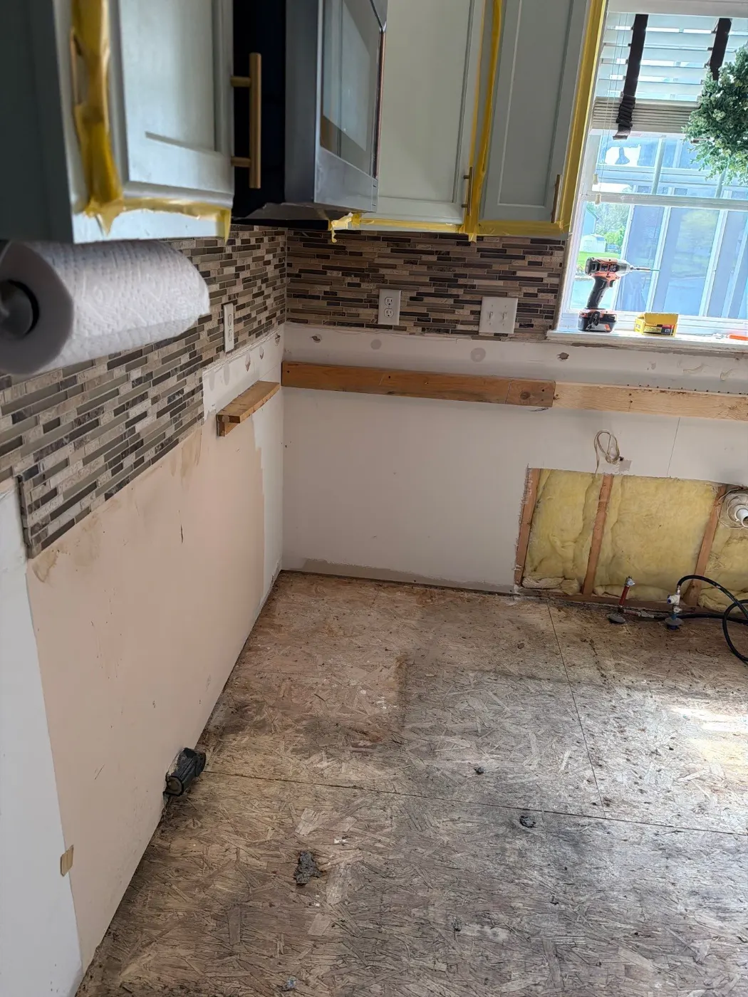 Containment setup for mold remediation in Stones Crossing home